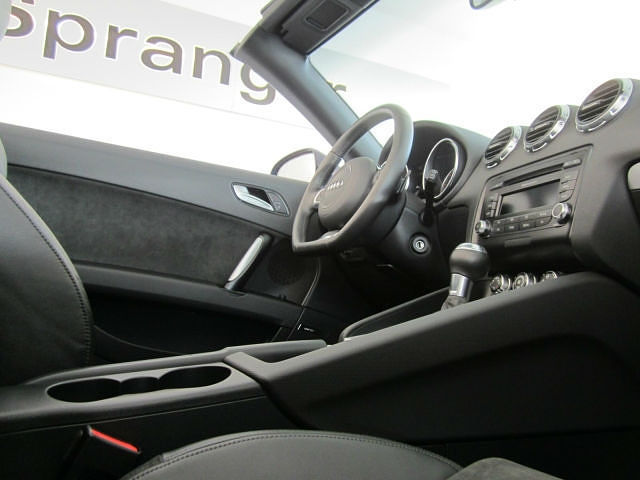 ab_img1_12414842_audi-tt-roadster-2009-audi-tt-roadster-2-0-tfsi-p-r6